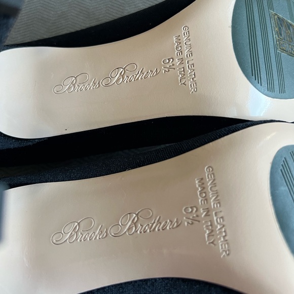 Brooks Brothers - Rhinestone-Trimmed Velvet Point-Toe Pumps - Picture 13 of 15